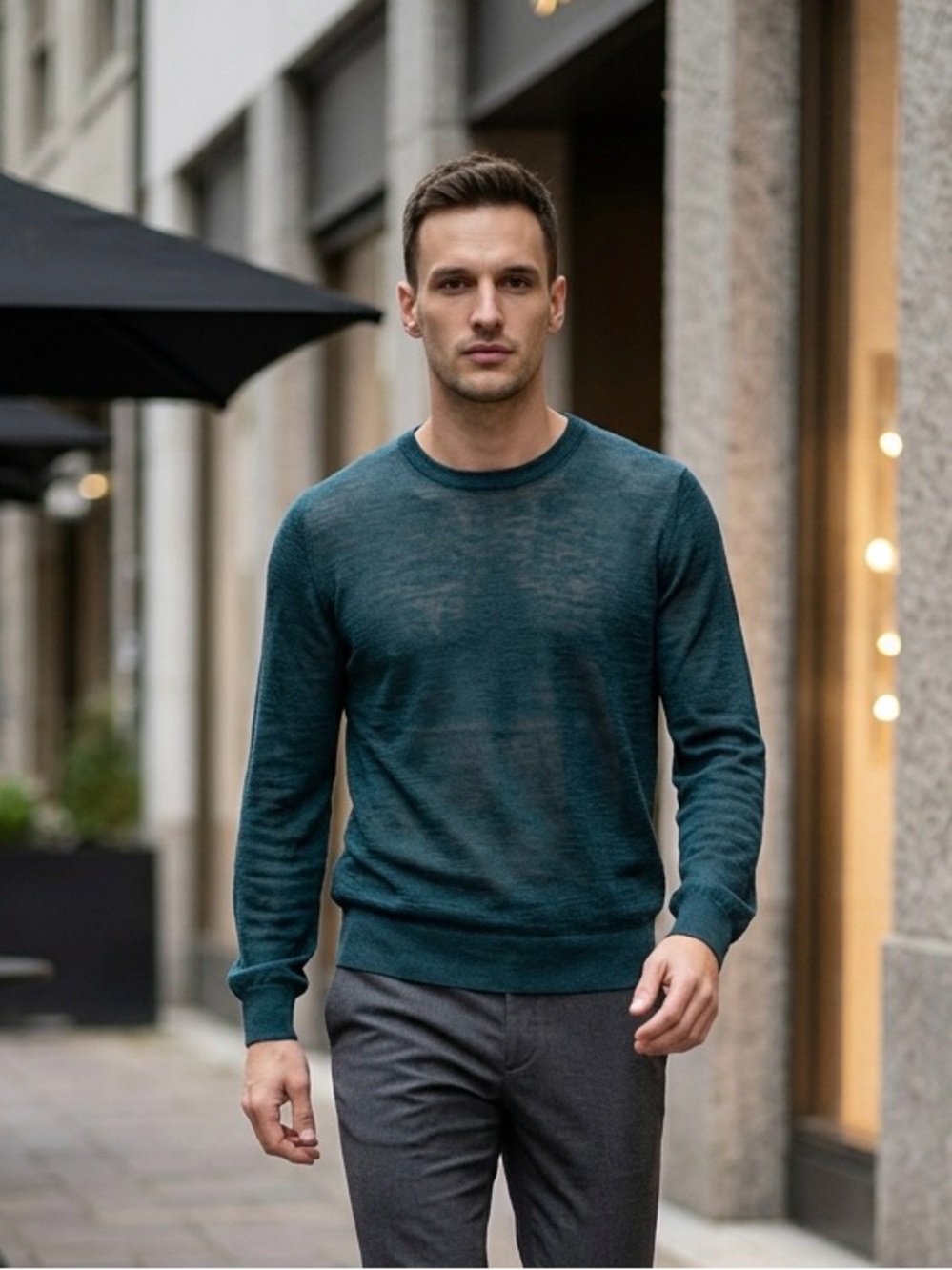 Banana Republic Green Heather Long Sleeve crew neck